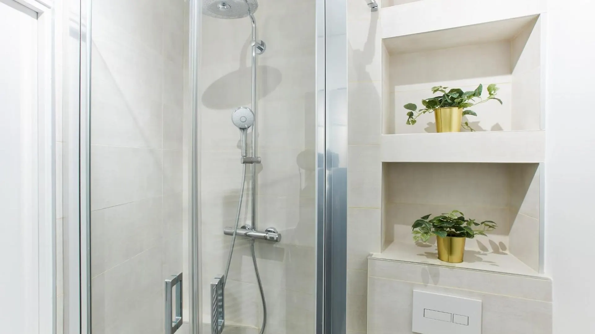 Daire Montmartre - 1Br - Cityapartmentstay Paris Fransa